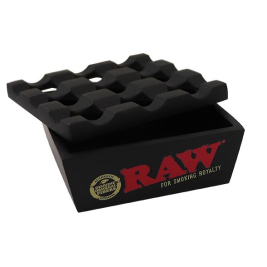 RAW Cenicero Regal Black